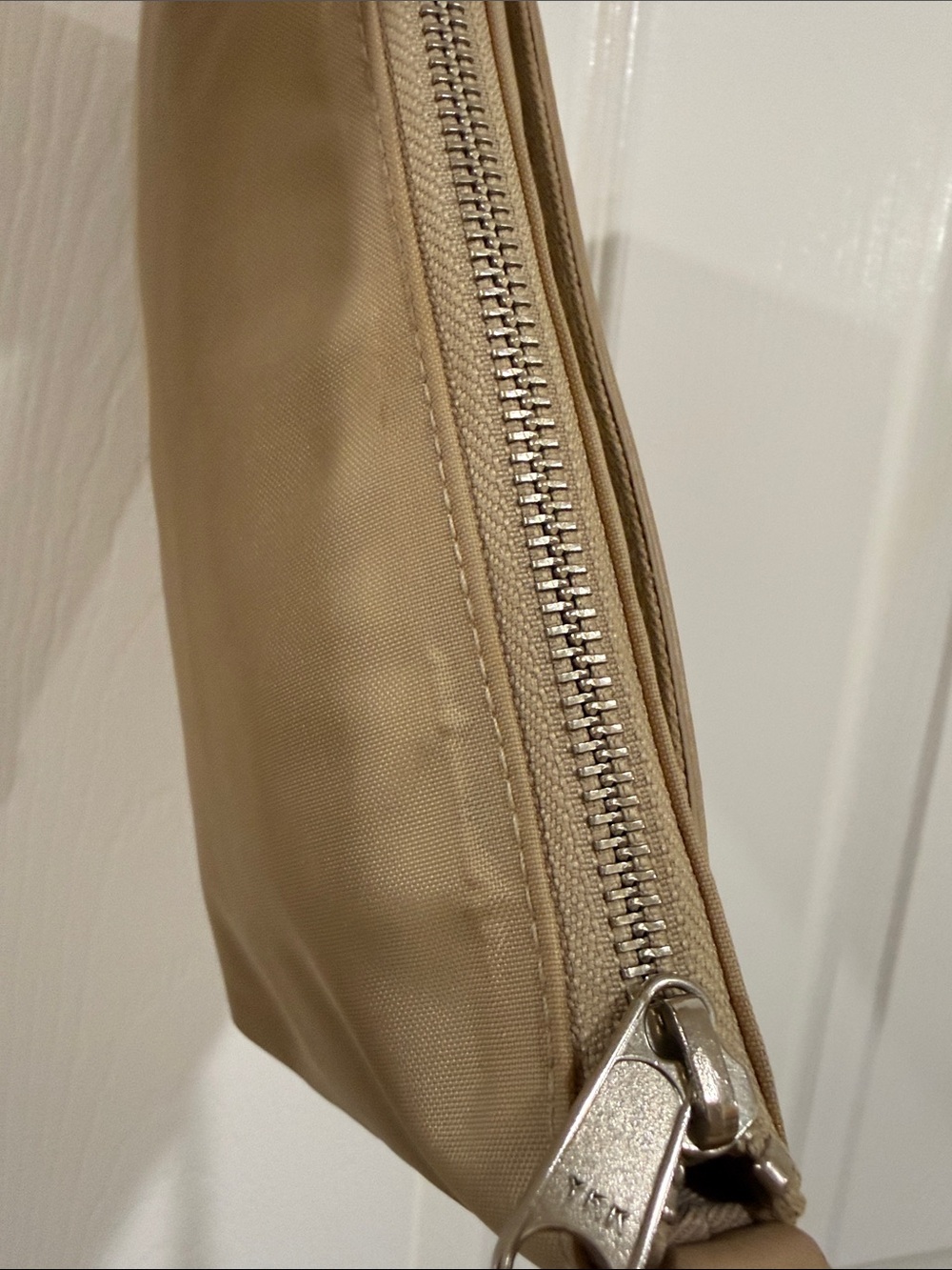 Banana Republic Hobo bag Tan Shoulder Bag with Front Zip Pocket - Picture 5 of 12